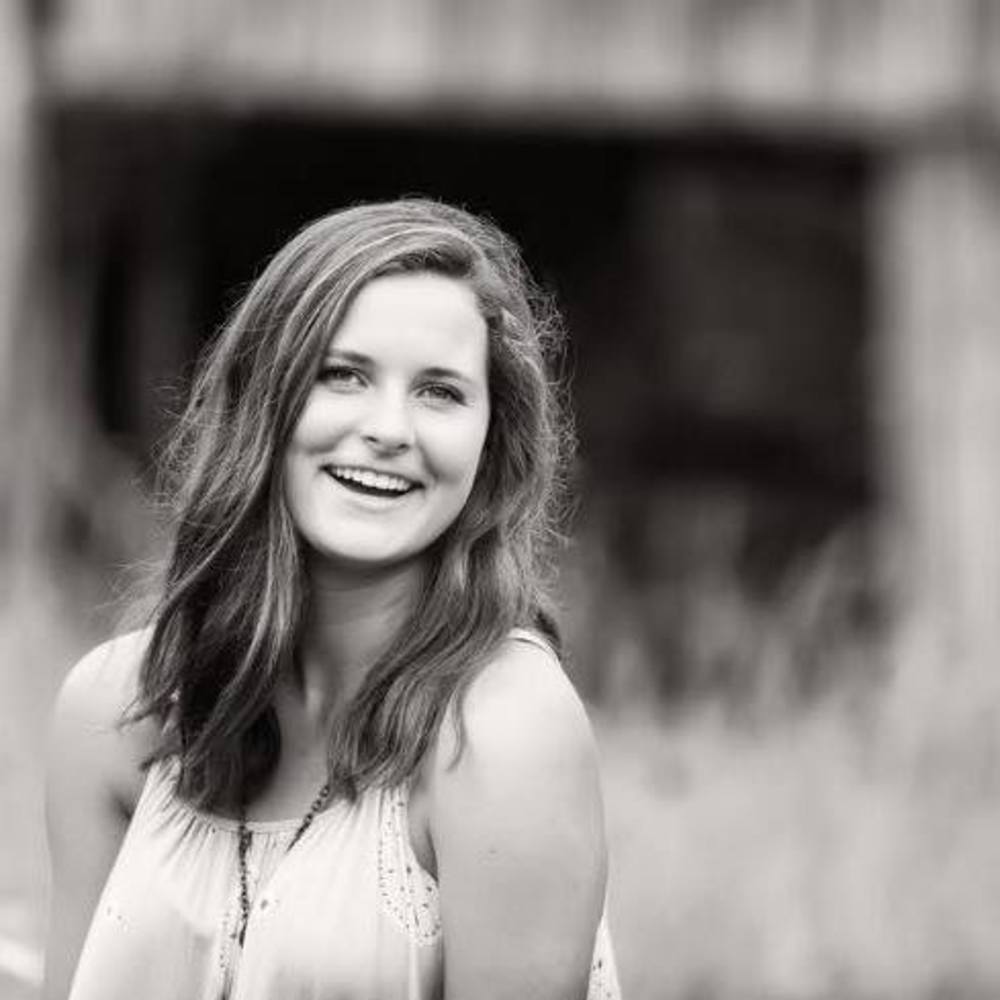 Meet your Posher, Rebecca